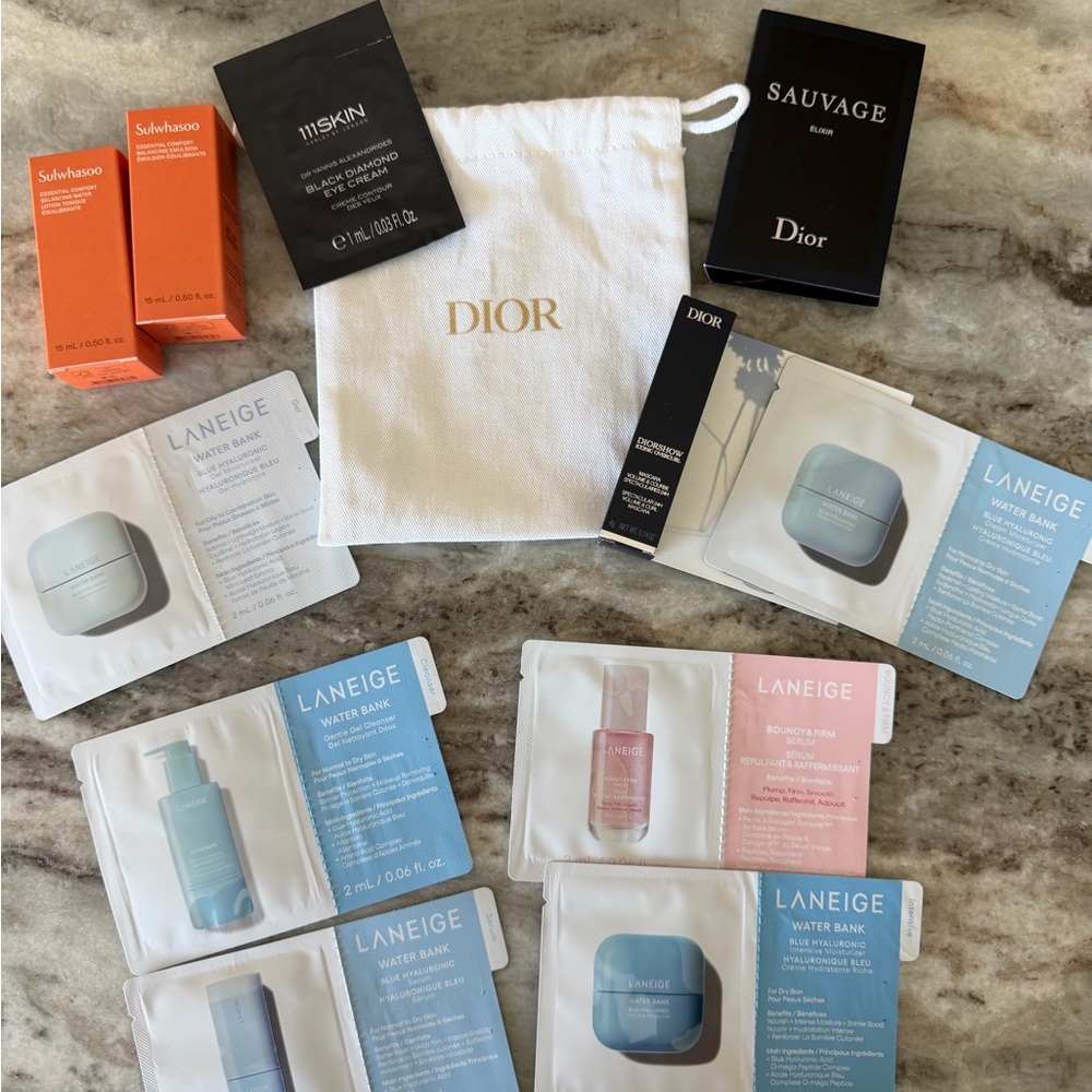 LANEIGE Water Bank Moisturizer Set - Blue and White